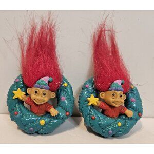 Two Rare Vtg Troll Doll In Christmas Wreath 2" Russ Plastic Ornament
